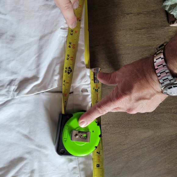 White Shorts with Embroidery - Picture 8 of 8